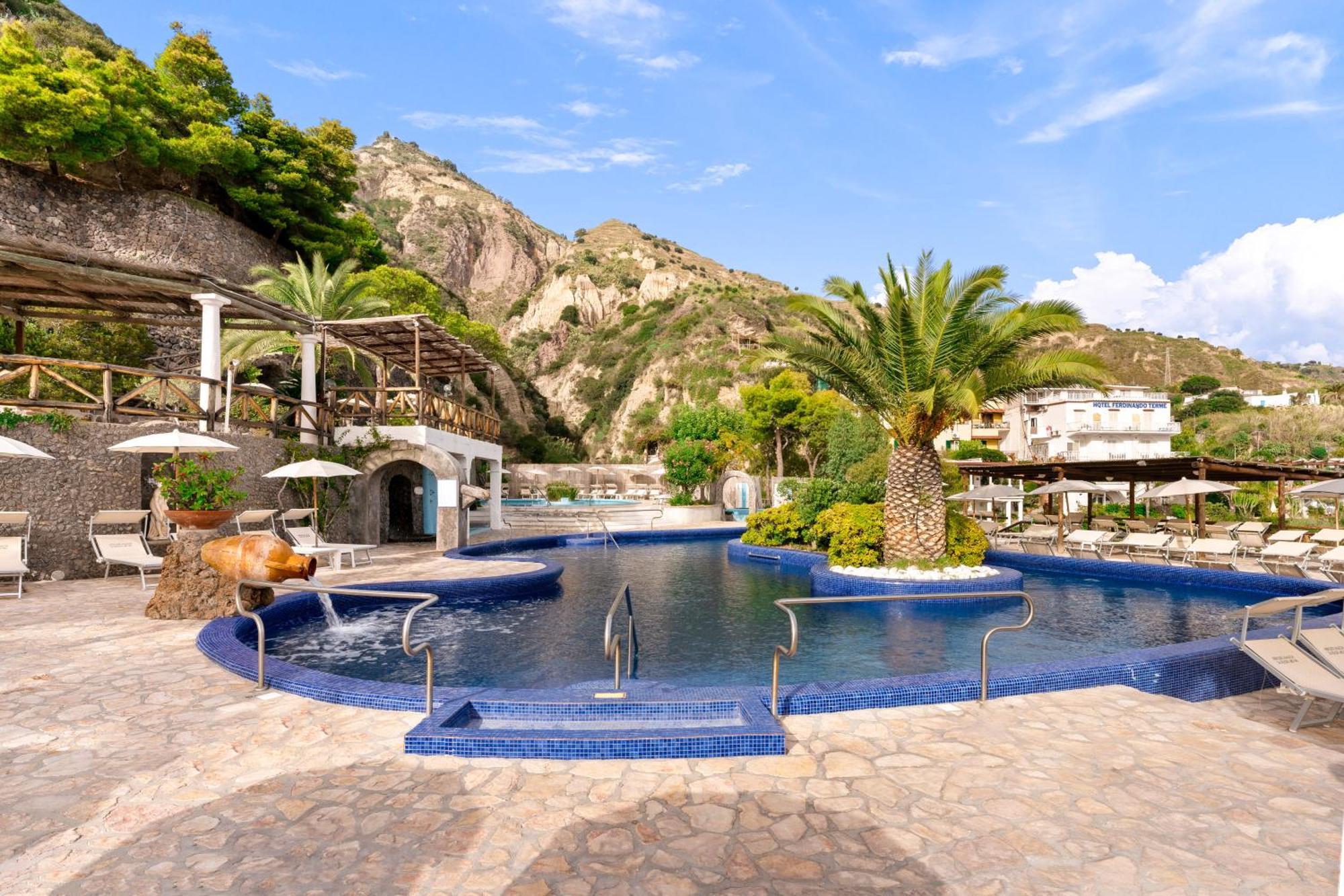 Miramare Sea Resort & Spa Sant'Angelo  Экстерьер фото