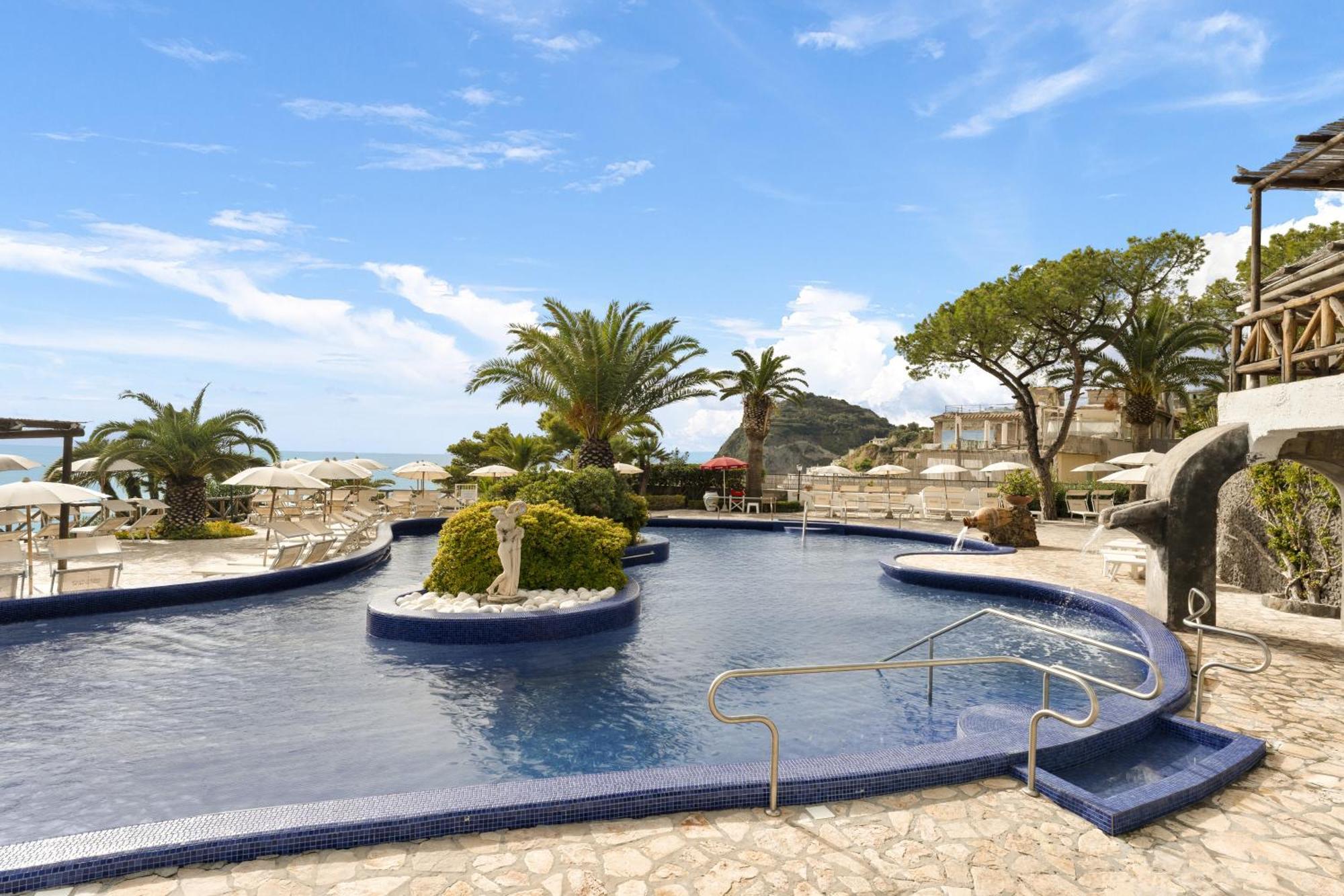 Miramare Sea Resort & Spa Sant'Angelo  Экстерьер фото