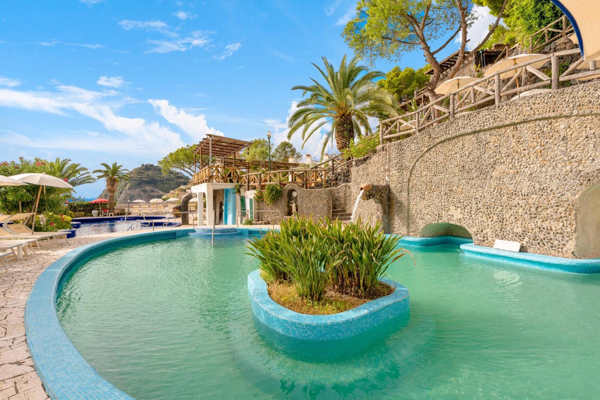 Miramare Sea Resort & Spa Sant'Angelo  Экстерьер фото